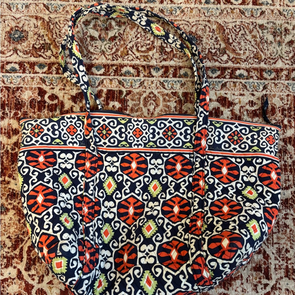 Vera Bradley Sun Valley zippered tote bag
